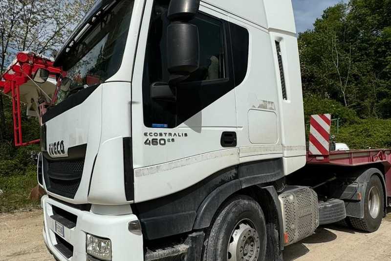 OmecoHub - Immagine IVECO EcoSTRALIS 460